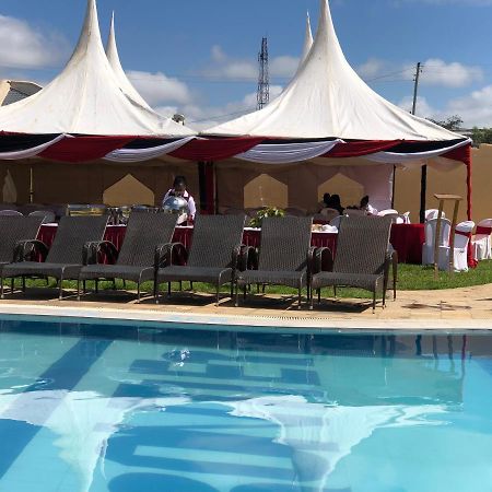 Mara Frontier Hotel Narok Exteriör bild