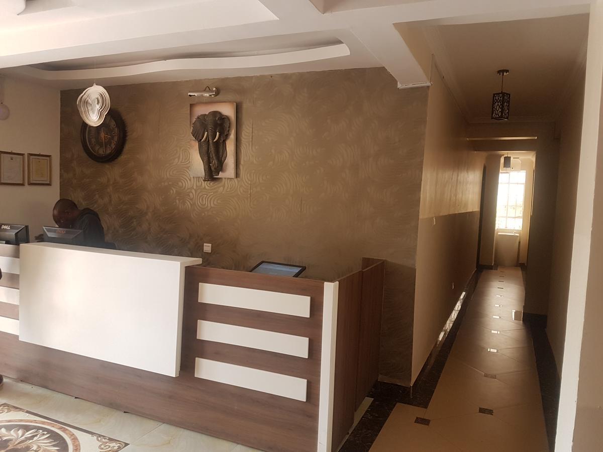 Mara Frontier Hotel Narok Exteriör bild