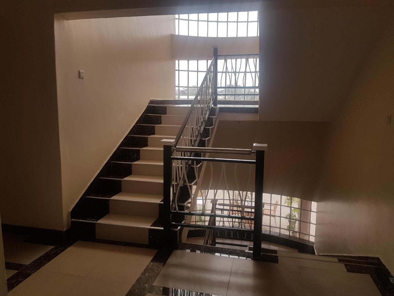 Mara Frontier Hotel Narok Exteriör bild